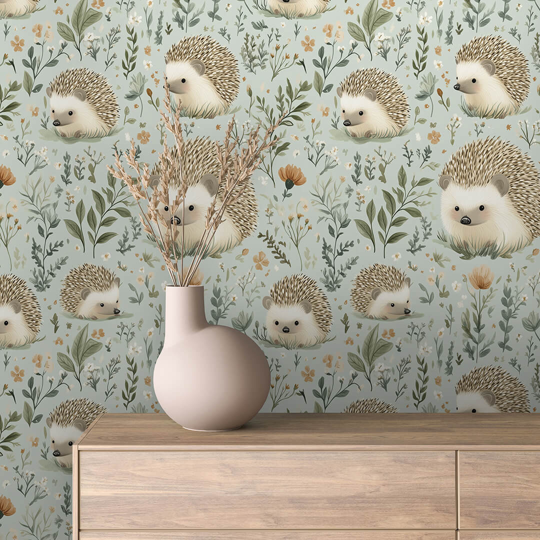 Igel-Tapete mit Wiesenblumen – PVC-frei, selbstklebend, Made in Germany, ideal fürs Babyzimmer, mit schnellem Versand.