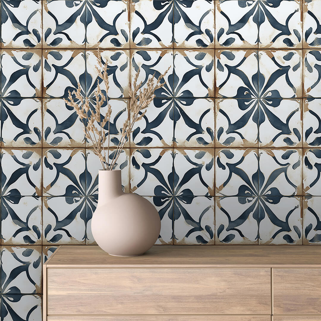 Gestalte deine Küche neu! Florales Ornament in Blau & Weiß Vintage-Flair trifft zeitlose Eleganz Selbstklebend & PVC-frei – by PCC FoliaConcept