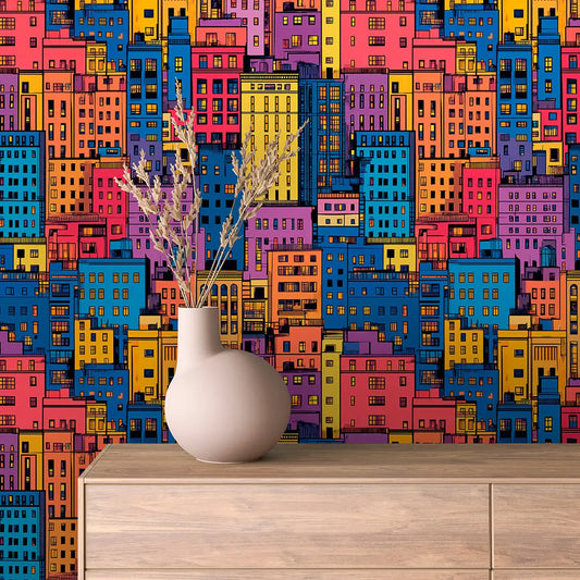 Selbstklebende Tapete mit Pop-Art Skyline in Pink Blau Gelb und Lila