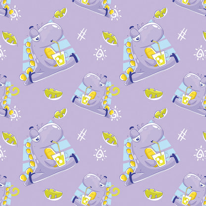 ✅ Süßer Dino mit Saft ✅ Verspieltes Design auf fliederfarbenem Hintergrund 💜 Ideal für Baby- & Kinderzimmer ✨ Selbstklebende Tapete — by Pimp My Wall