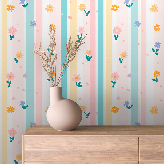 Pastell-Blumentapete mit Streifen für Babyzimmer – PVC-frei, selbstklebend, Made in Germany, ideal fürs Kinderzimmer, mit schnellem Versand.