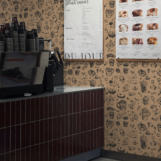 Café Ecke mit beige Tapete