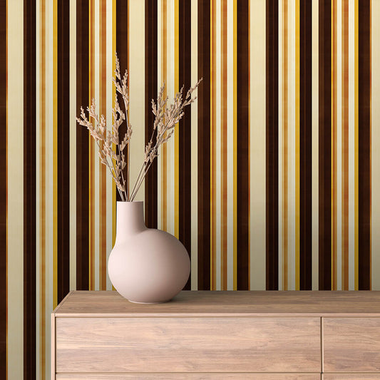 Lieferzeit 2–4 Tage  Vertikale Streifen in Beige, Karamell & Braun  Warm & einladend  Selbstklebend & PVC-frei – by PCC FoliaConcept
