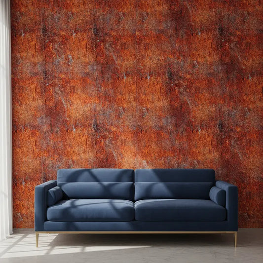 Metallic Tapete Leuchtende Rostpatina – Intensive Roststruktur in feurigen Orange- und Rotbraunttoenen mit dunkleren Verti...